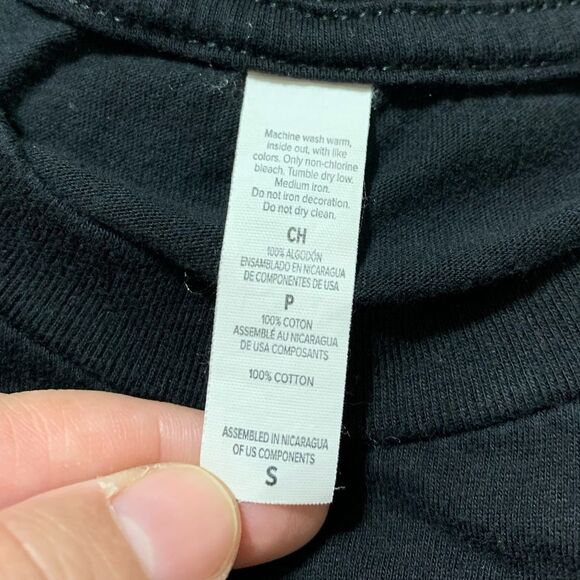 Black Red Afro Moxie Graphic Short Sleeve T-Shirt Small #682 - Picture 5 of 5